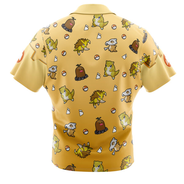 Chemise hawaïenne Type Sol Pokémon - Maison Otaku – Image 2