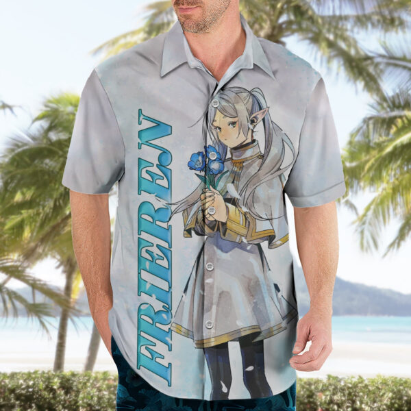 Chemise hawaïenne Frieren - champ fleuri - Maison Otaku – Image 3