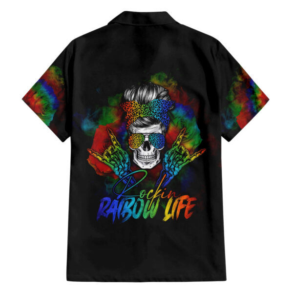 Chemise hawaïenne LGBT Rockin' The Rainbow Skull - Maison Otaku – Image 2