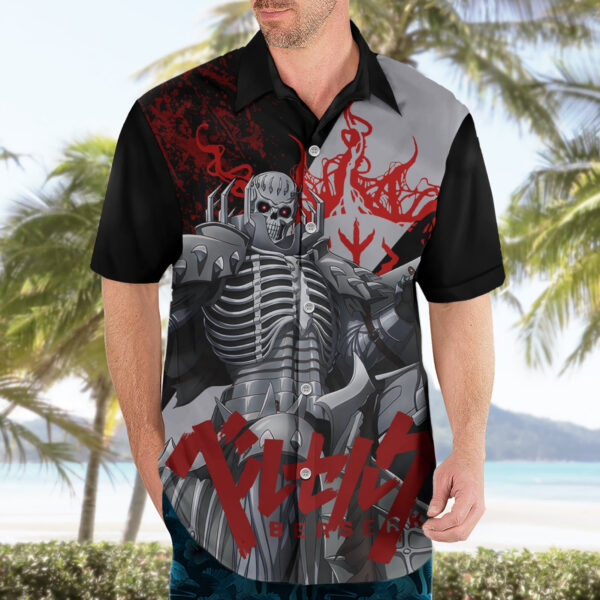 Chemise hawaïenne Chevalier Tête de Mort Berserk Sang Noir - Maison Otaku – Image 3