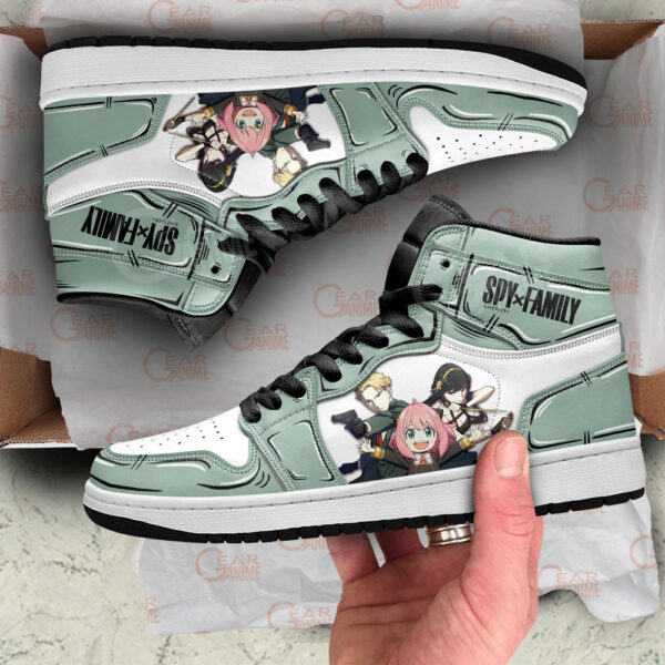 Baskets montantes Air Jordan La famille Forger – Chaussures montantes Spy x Family – Image 4