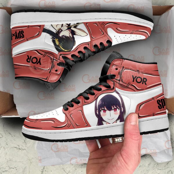 Baskets montantes Air Jordan Yor Forger – Chaussures montantes Spy x Family – Image 4